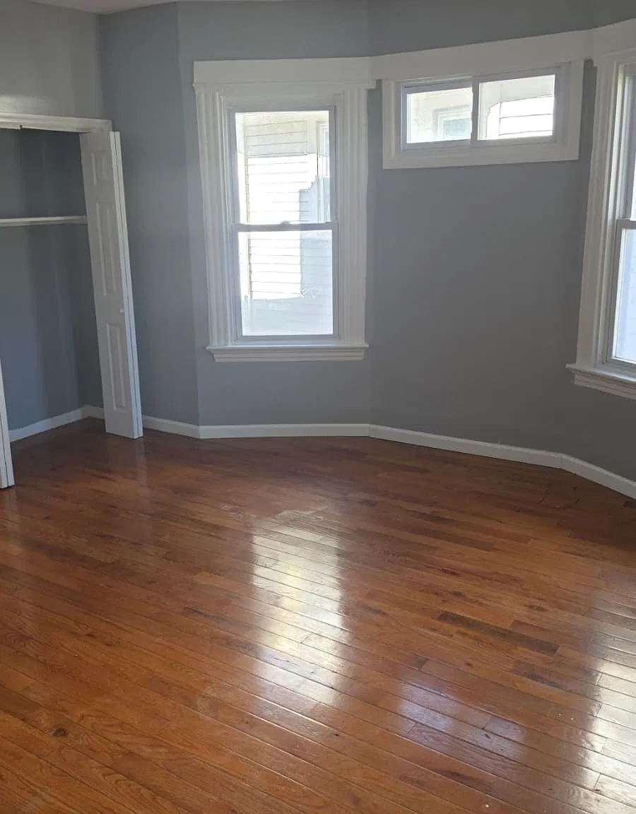 921 S 17th St — Photo 3