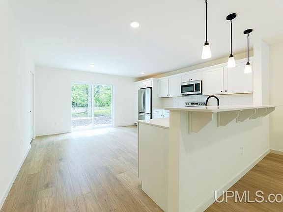 2nd image of 41 Tipperary Rd