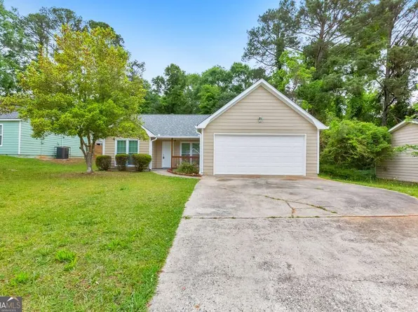 9138 Clubhouse Dr, Riverdale, GA 30274