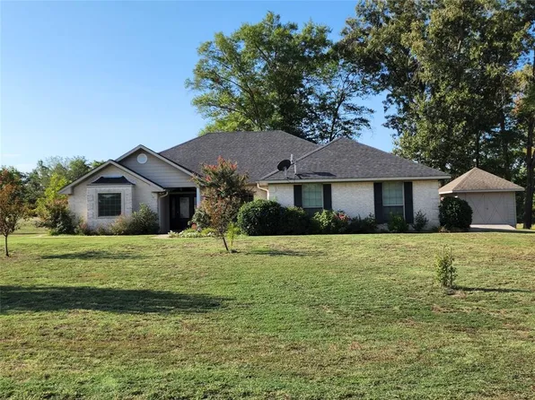 32 County Road 1216, Pittsburg, TX 75686