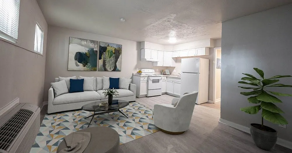 Brookhaven Apartments — Photo 1