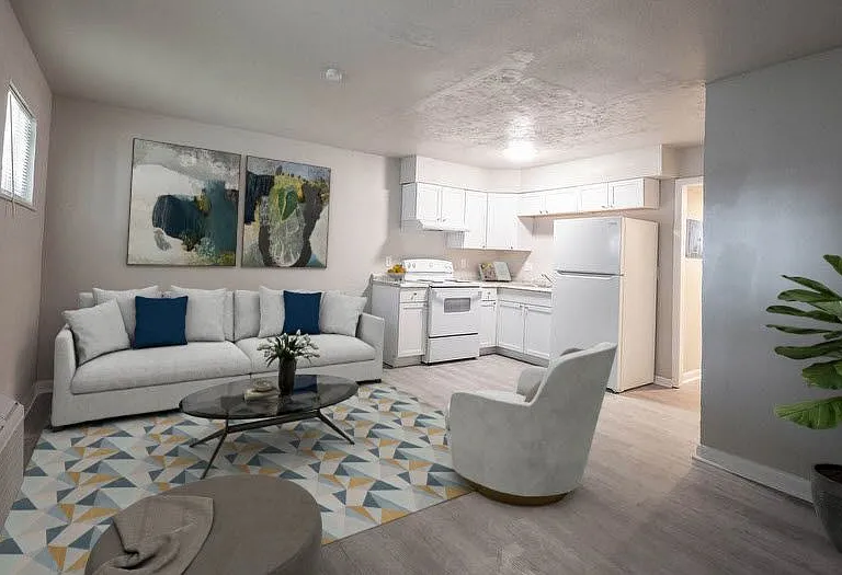Brookhaven Apartments — Photo 1