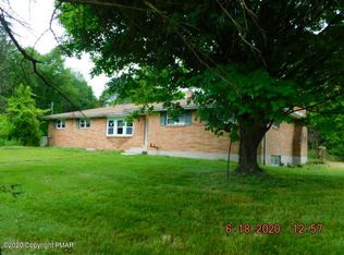 1317 Meadow Ln, Stroudsburg, PA 18360