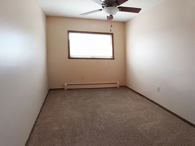 Southview Apartments — Photo 7