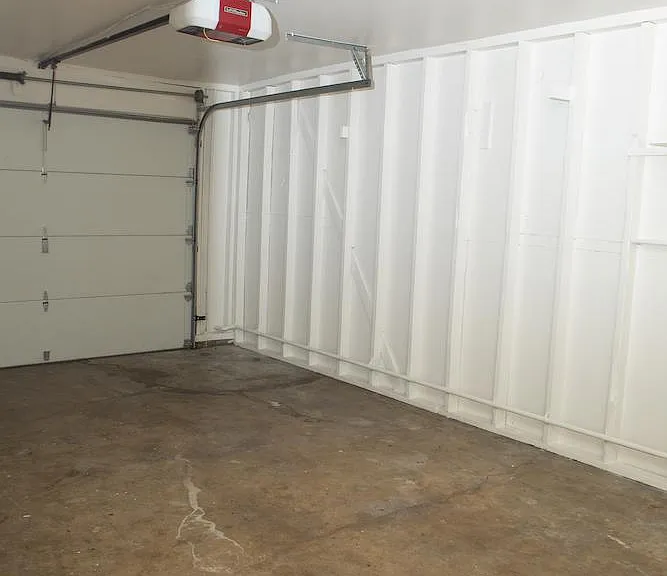 5945 Brush Creek Dr — Photo 3