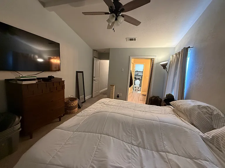 203 Alonzo Ct — Photo 6
