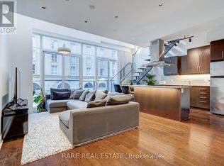 1 Scott St #212, Toronto, ON M5E1A1