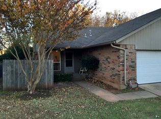 618 Mary Lee Ln, Edmond, OK 73034