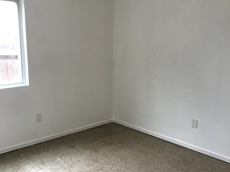 323 Magnolia St #101 — Photo 12