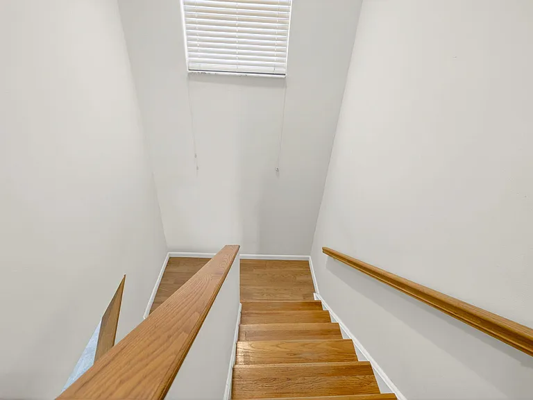 3221 NE 15th St #A — Photo 17