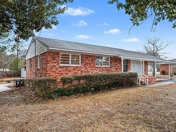 3rd image of 4060 Legion Rd