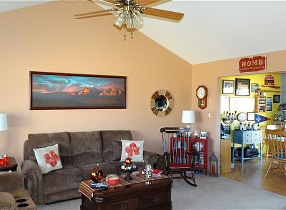 5th image of 834 Covey Ln