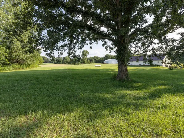 12680 E State Road 7, Elizabethtown, IN 47232