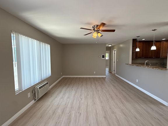 4th image of 4590 Date Ave APT 9