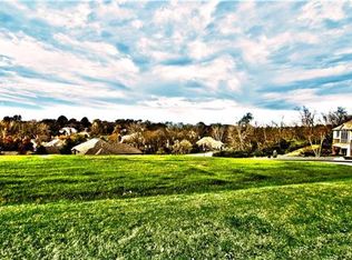 536 N Ridge Ave, Liberty, MO 64068