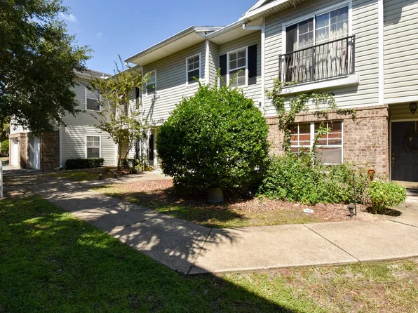 4814 NW 44th Ave APT 107, Gainesville, FL 32606