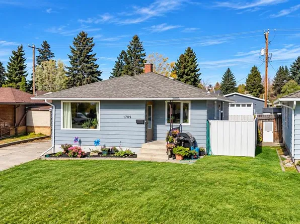 1709 15th Ave S, Lethbridge, AB T1K 0W8
