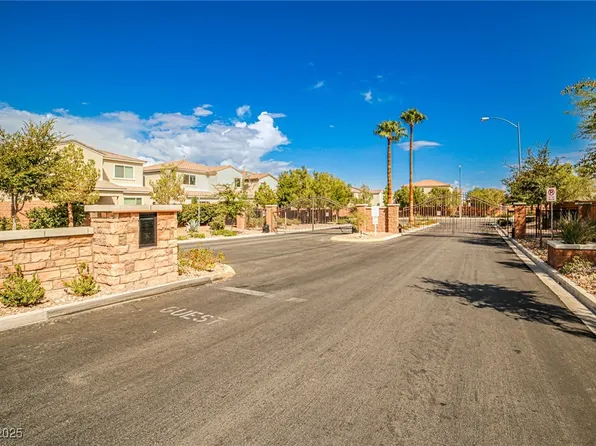 6884 Stonetrace St, Las Vegas, NV 89148
