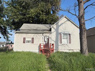 817 Iowa St, Madison, IL 62060