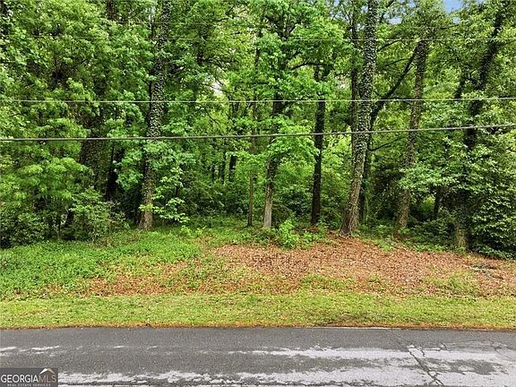 2nd image of 2569 Lake Capri Dr