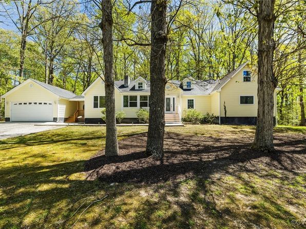 439 Wood Acres Rd, Manakin Sabot, VA 23103