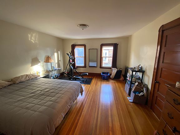 5th image of 62 Simpson Ave #3