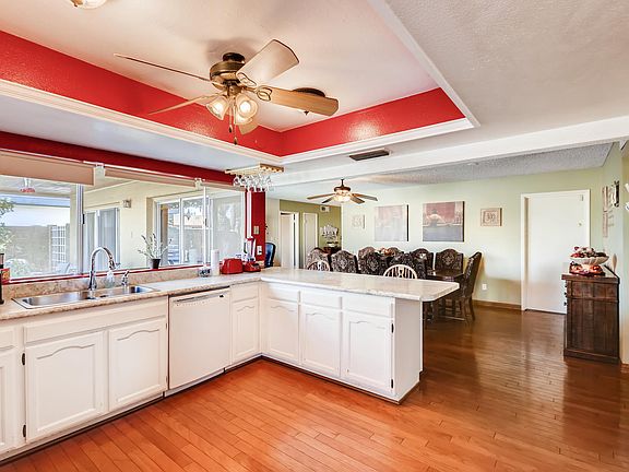 5th image of 4828 W Cheryl Dr