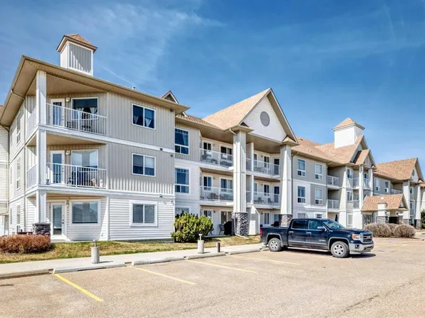 60 SE Jacobs Close #214, Red Deer, AB T4P 4A2