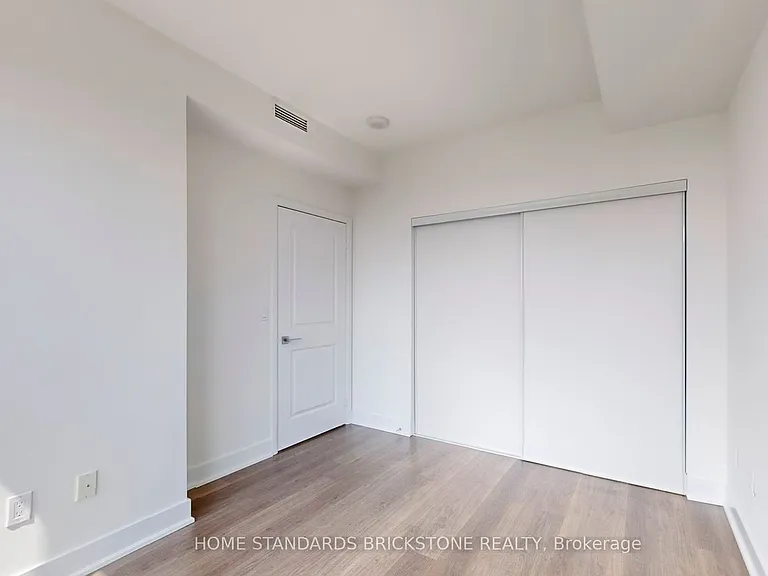 88 Sheppard Ave E #3306 — Photo 20