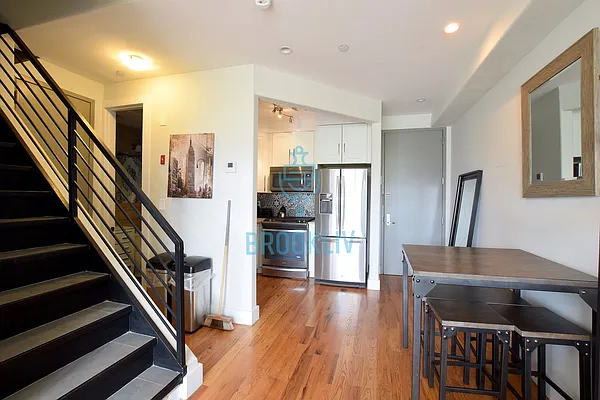 Rented by null | media 38