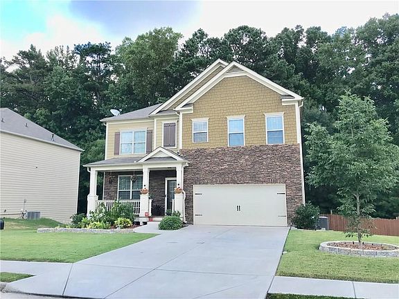2nd image of 404 Poplar Farms Dr