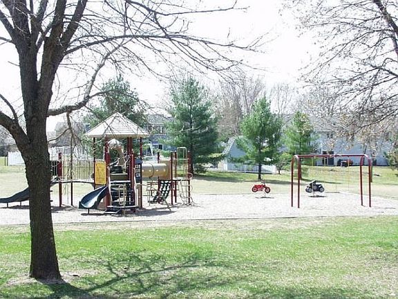 Park back to house