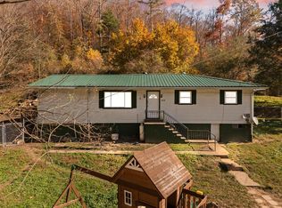 609 Highway 2036, Letcher, KY 41832