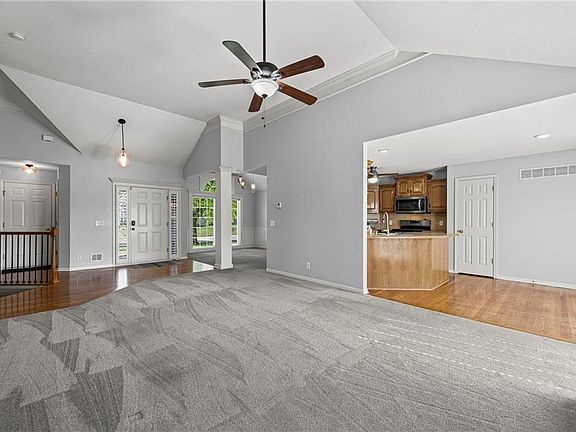 5th image of 13720 Station Dr