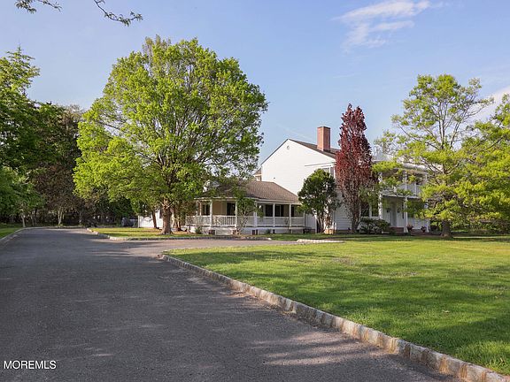 5th image of 5 Edwards Point Road