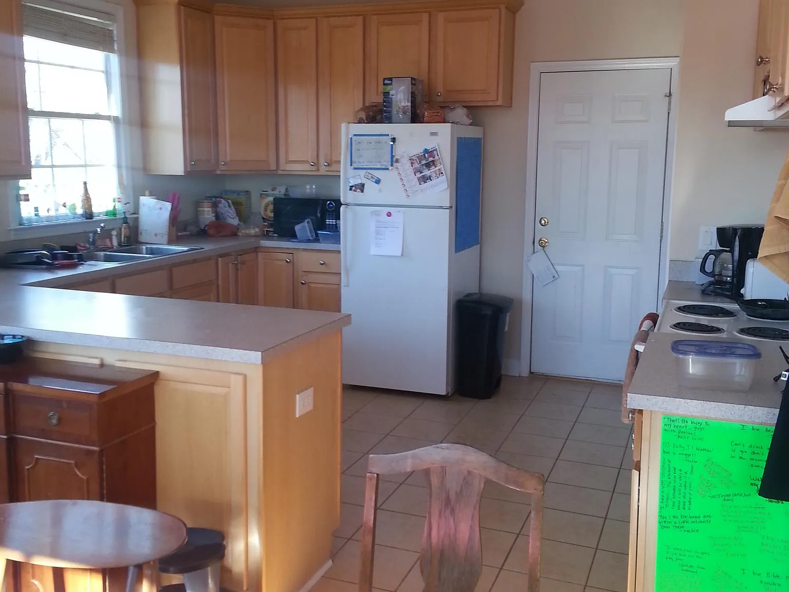 6 bed, 3000 sqft, $5,600 — Photo 4