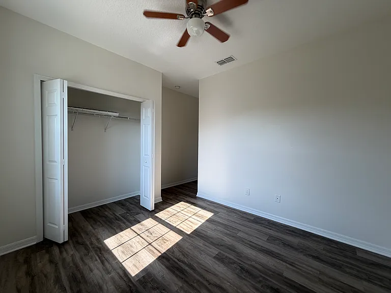 1018 Capitol Hill Ct — Photo 17