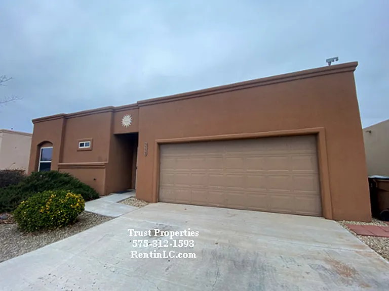 5553 Gobi Ln — Photo 1