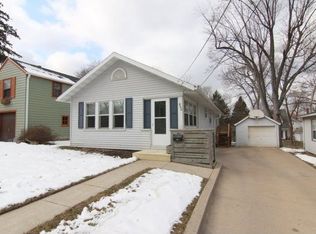 866 Woodrow St, Madison, WI 53711
