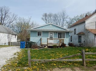 525 Grandview Ave, Barberton, OH 44203