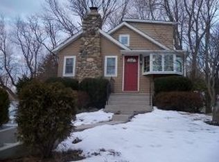 11 W Shore Ave, Hopatcong, NJ 07843