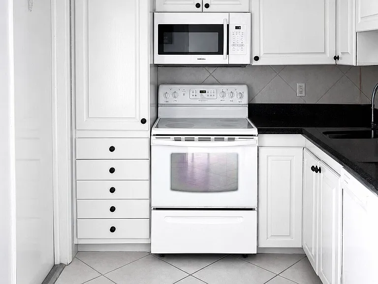 3050 N Course Dr — Photo 4