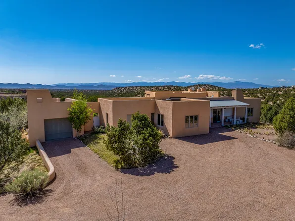 84 Paseo De Aguila, Santa Fe, NM 87506