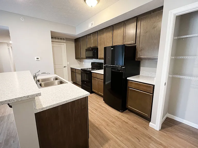 3 Bedroom Arlington Kitchen