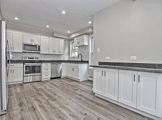 16 Huntington Ave, Worcester, MA 01606