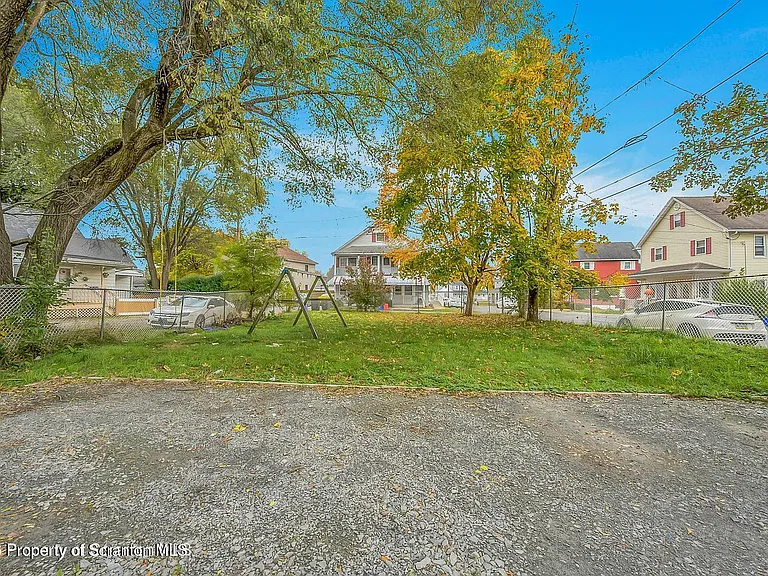 1200 Main St — Photo 12