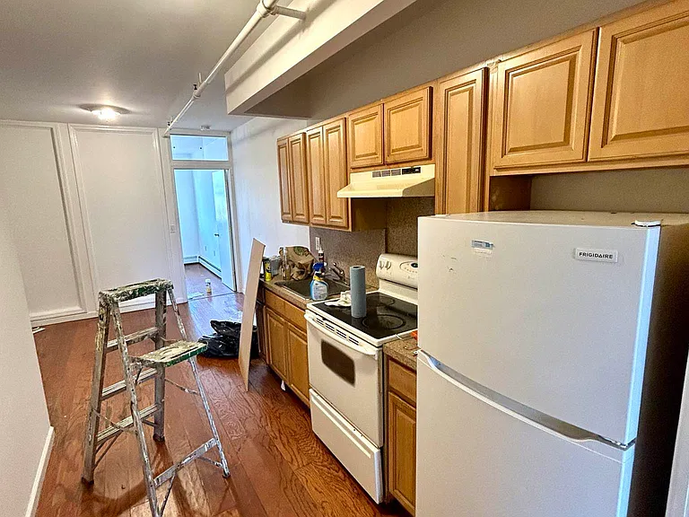 1356 De Kalb Ave #7 — Photo 2