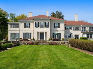 73 Forest St, Manchester, MA 01944
