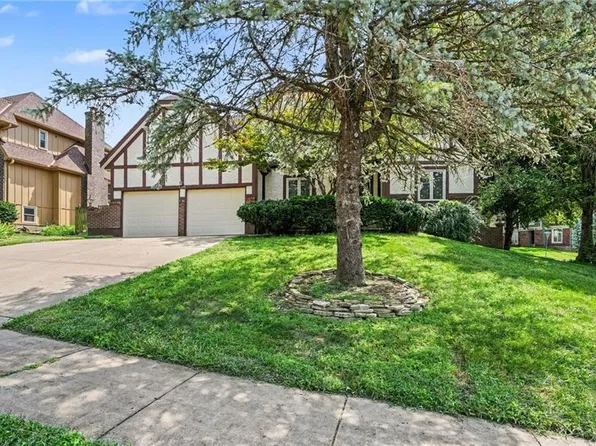 16213 W 136th Ter, Olathe, KS 66062