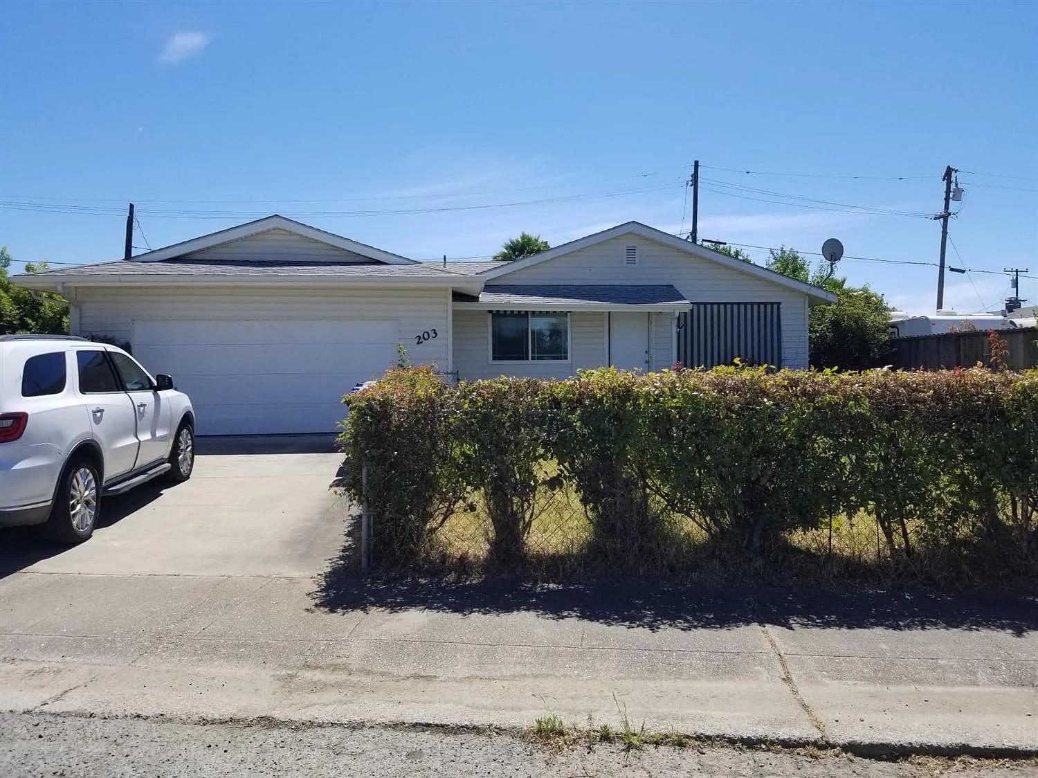 203 Miner Ct photo 1